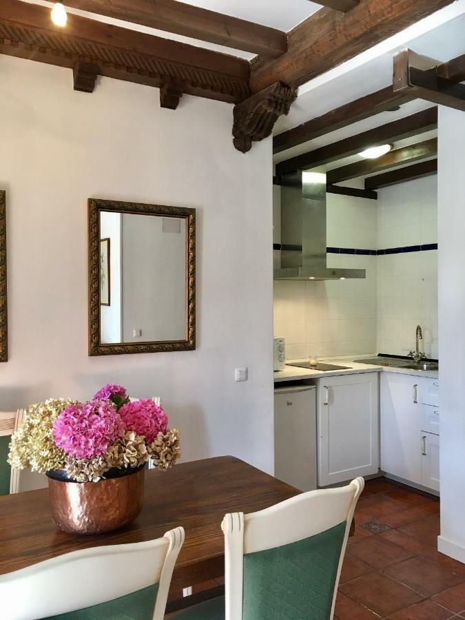 Apartamentos La Casona Ucieda المظهر الخارجي الصورة