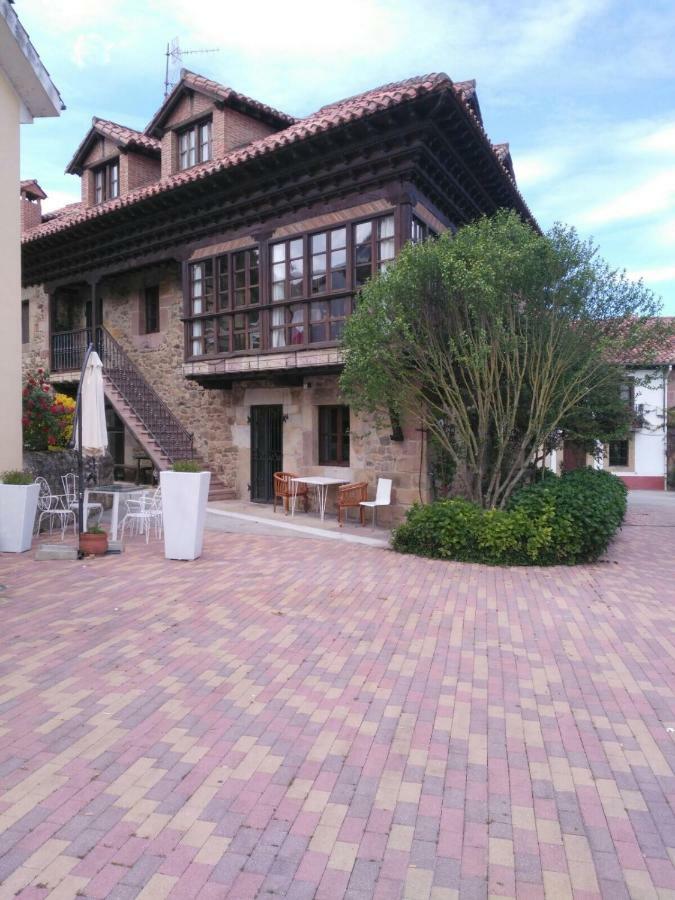 Apartamentos La Casona Ucieda المظهر الخارجي الصورة