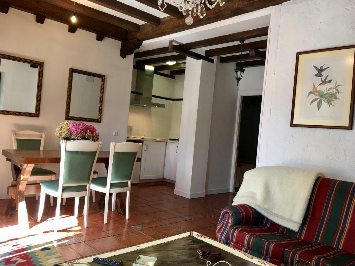 Apartamentos La Casona Ucieda المظهر الخارجي الصورة